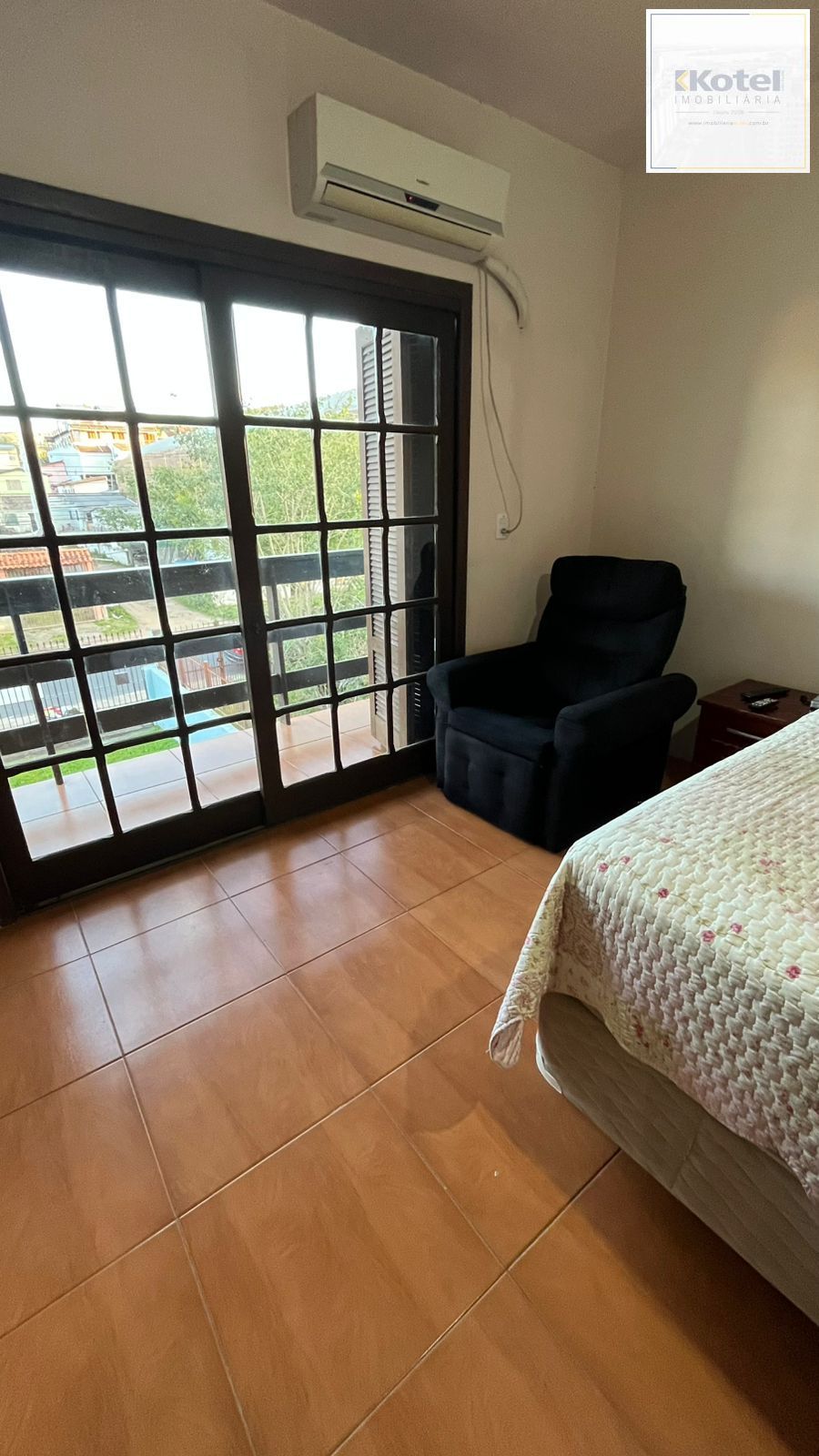 Casa de 03 dormitórios com suíte, Bairro Camaquã, Porto Alegre/RS — foto 5