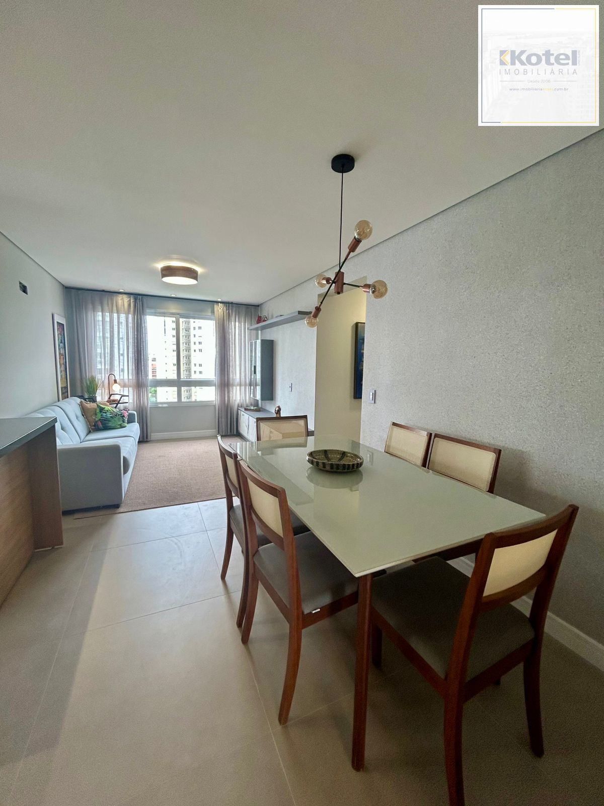 Excelente apartamento de 03 dormitórios, Bairro Vila Ipiranga, Porto Alegre/RS — foto 2
