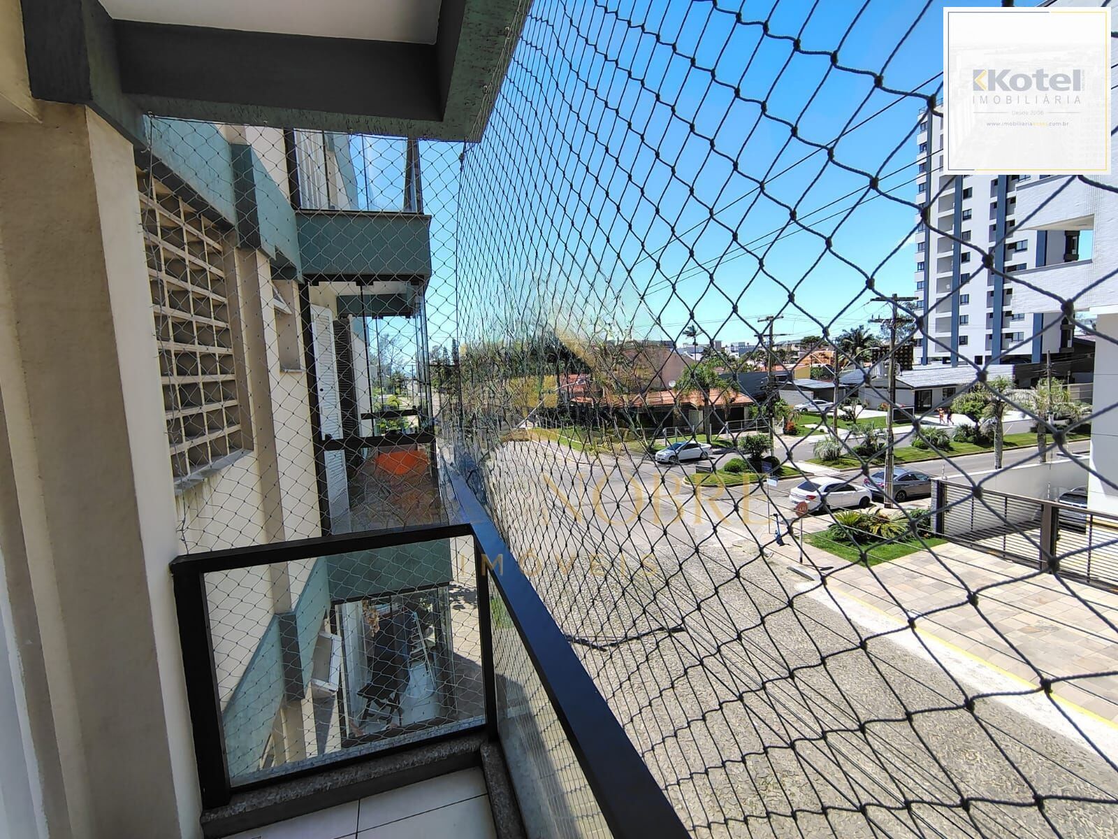 Apartamento de 1 dormitório, 52 m² de área privativa, com excelente localização e infraestrutura completa.