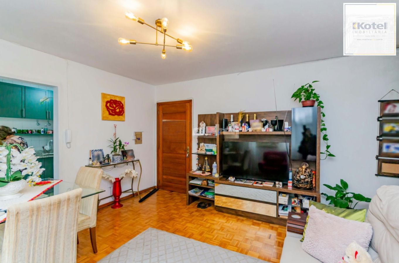 Viva com conforto e praticidade em um charmoso apartamento de 01 dormitório no Bairro Sarandi, em Porto Alegre. — foto 4