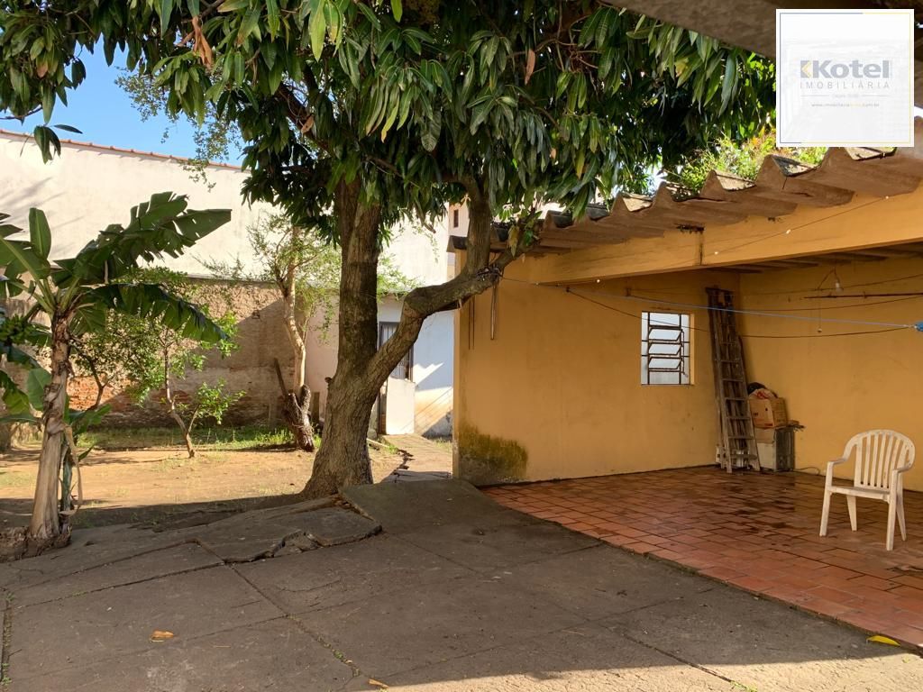 Casa na Av. Assis Brasil, Bairro Passo da Areia, Porto Alegre/RS