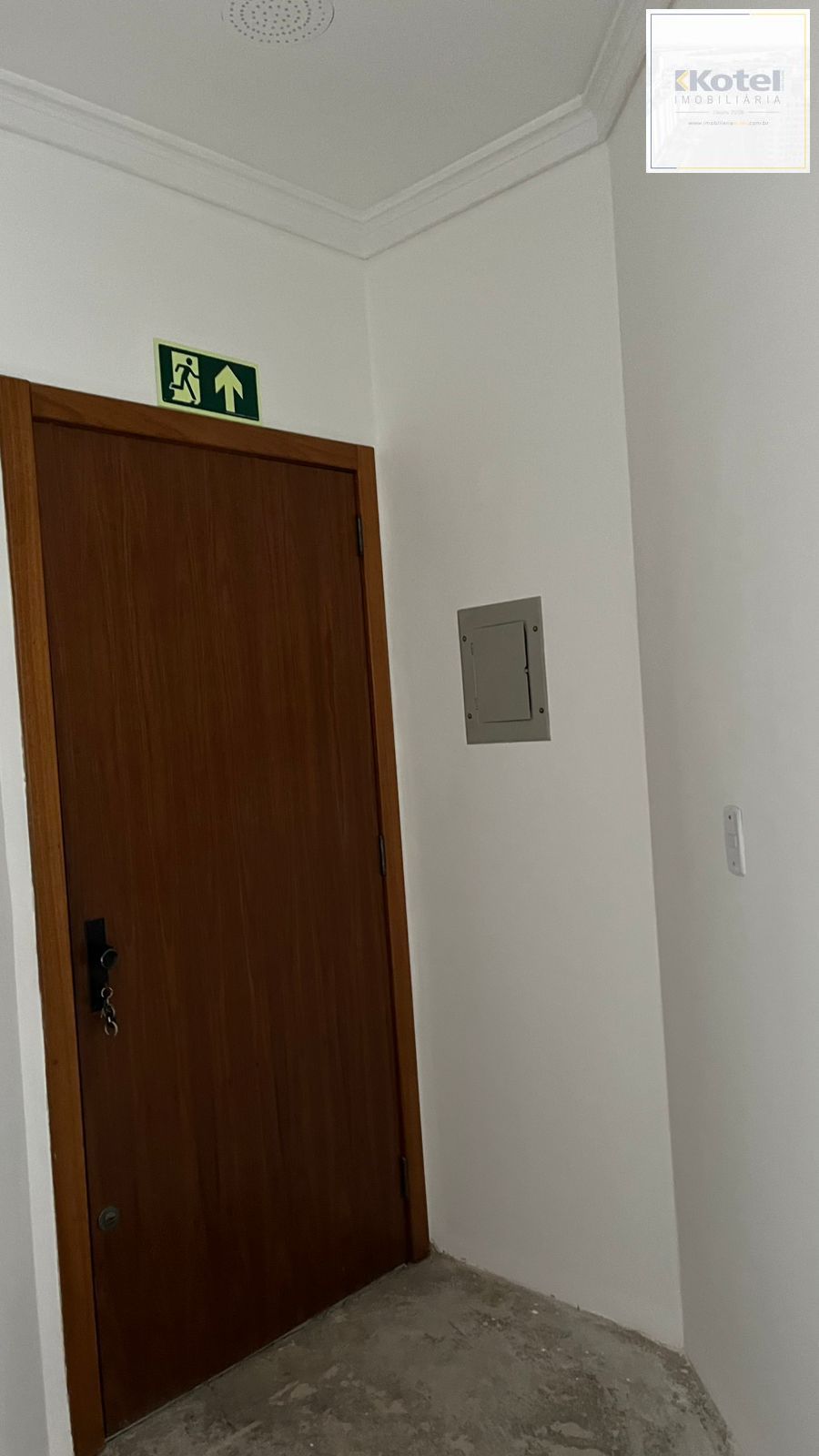 Escritório para venda com 30m², Bairro Rio Branco, Porto Alegre/RS