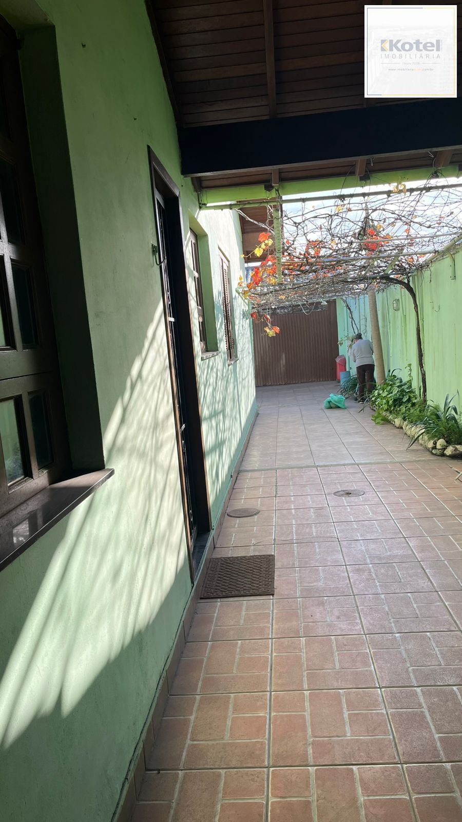 Casa com piscina, Santa Fé, zona Norte de Porto Alegre, Rio Grande do Sul — foto 4