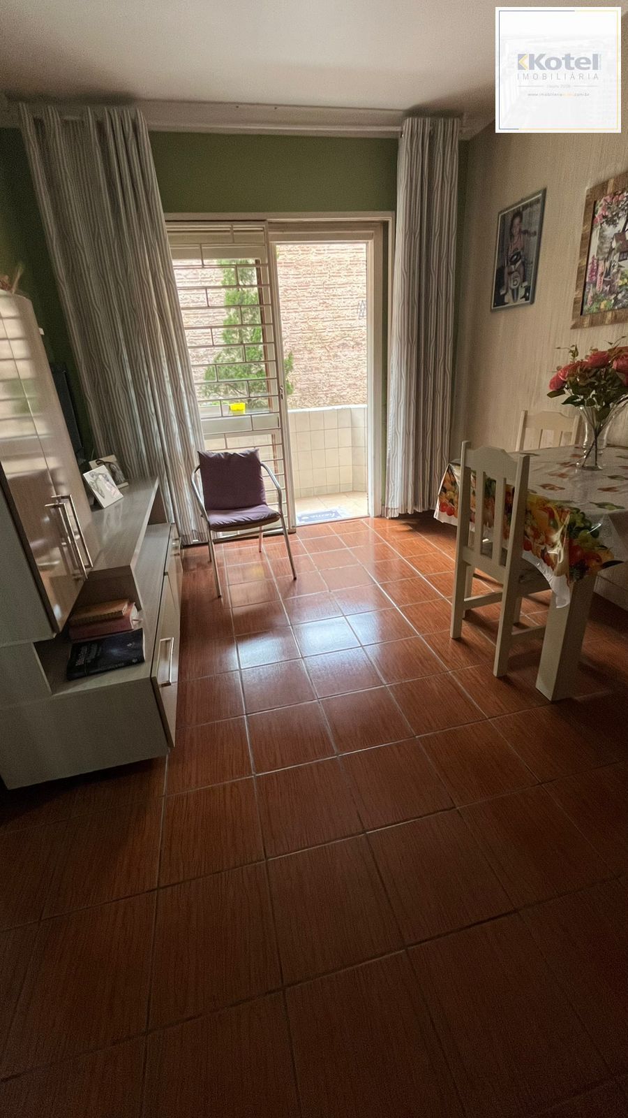 Apartamento com sacada, Bairro Nossa Senhora das Graças, Canoas/RS