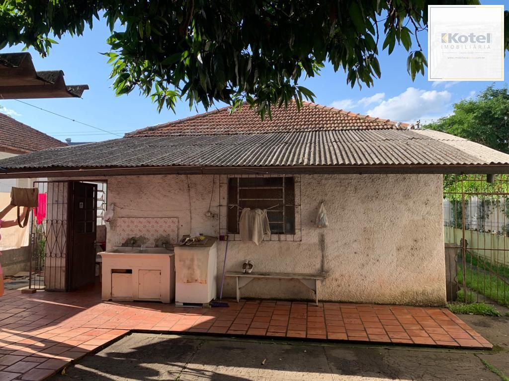 Casa na Av. Assis Brasil, Bairro Passo da Areia, Porto Alegre/RS