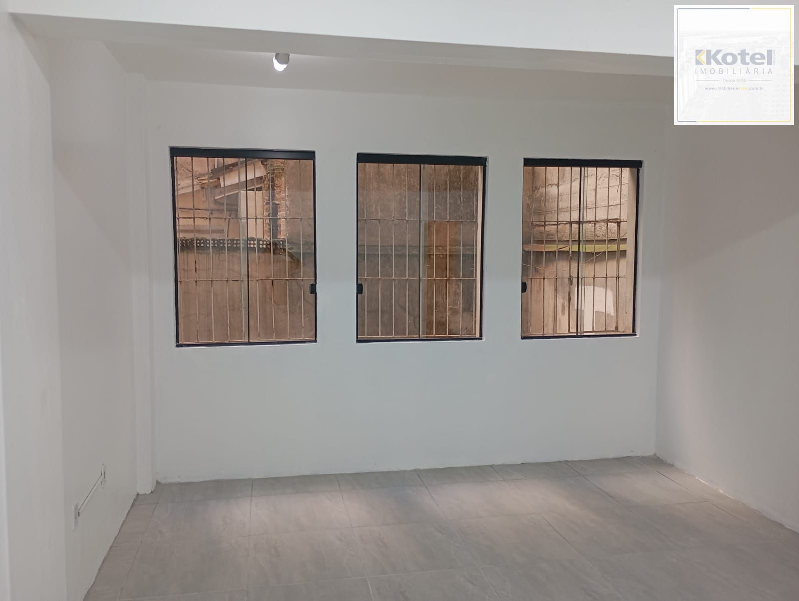 SALA COMERCIAL PARA VENDA E LOCAÇÃO NO CENTRO HISTÓRICO -  SALAR — foto 2