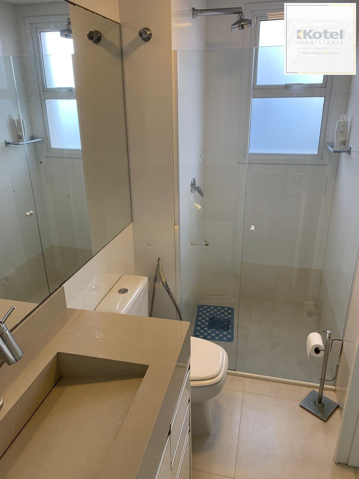 Amplo Apartamento de 3 Dormitórios com 151m² no Centro de Torres