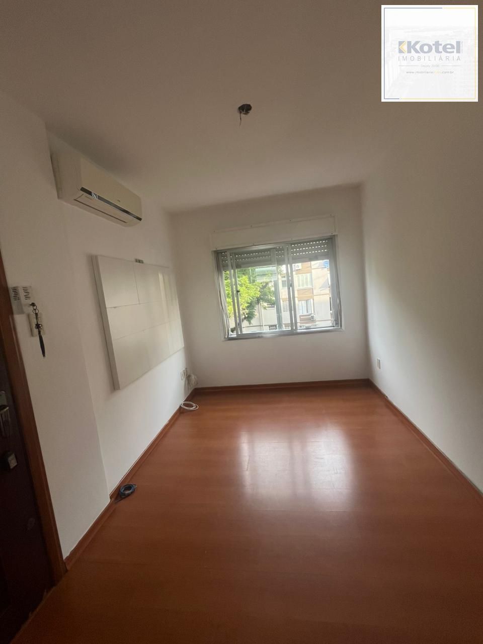 Apartamento 2 Dormitórios Reformado | 44,33m² Privativos | Ótima Localização — foto 5