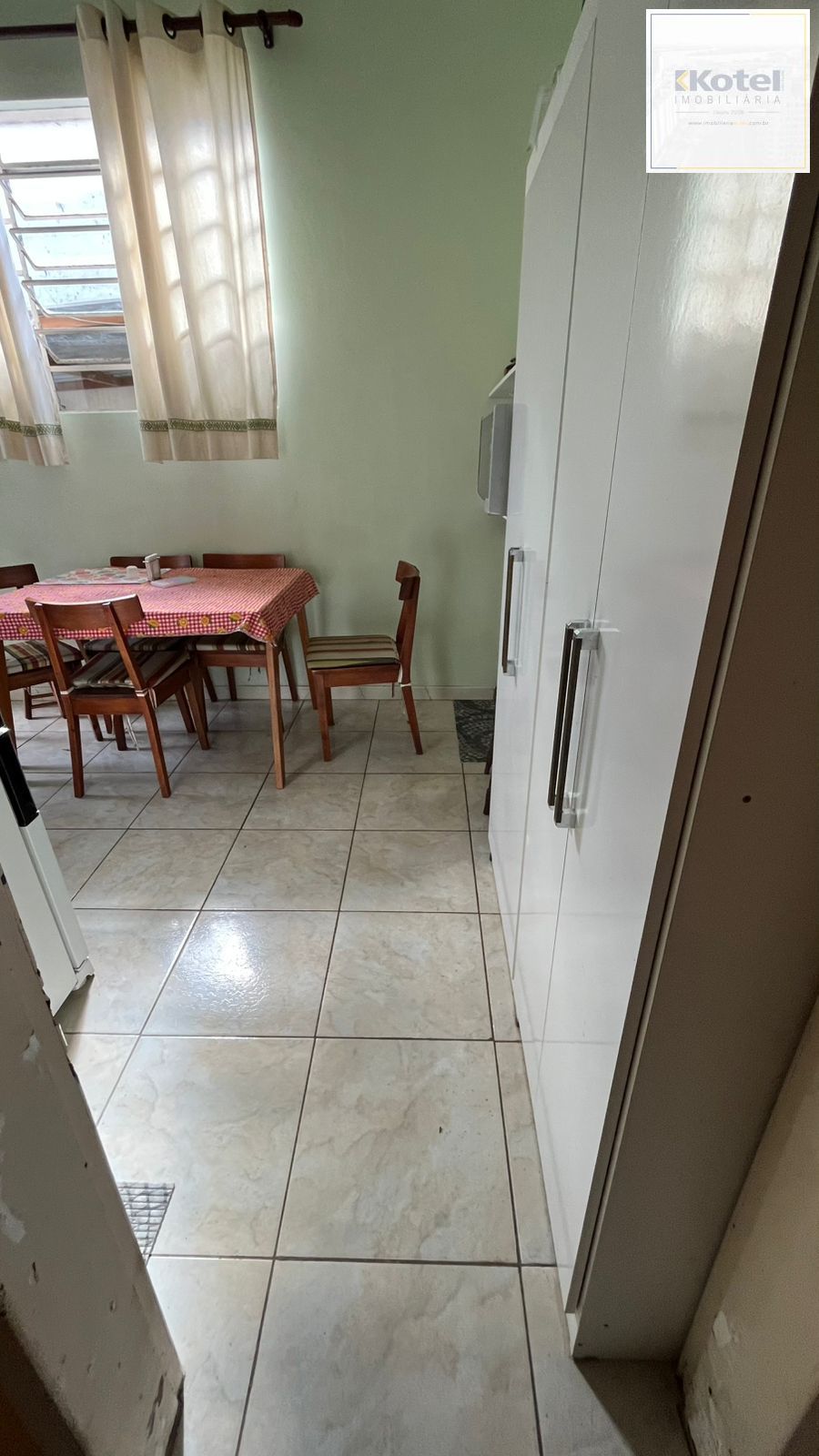 Casa com 03 dormitórios, Bairro Santana, Porto Alegre/RS — foto 2