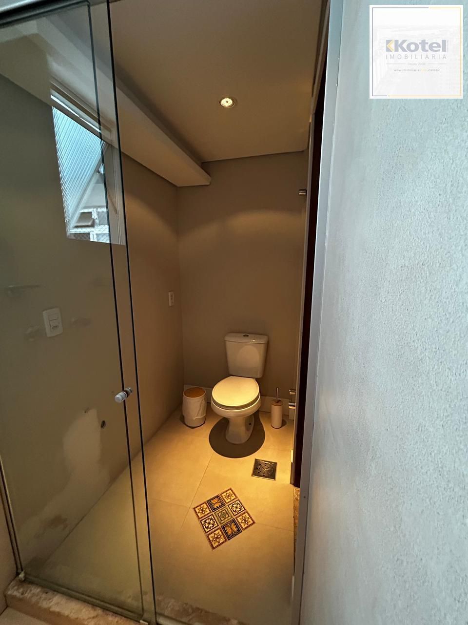 Amplo Apartamento de 183m² na Anita Garibaldi com 2 Vagas, Depósito e Projeto para Cobertura — foto 4