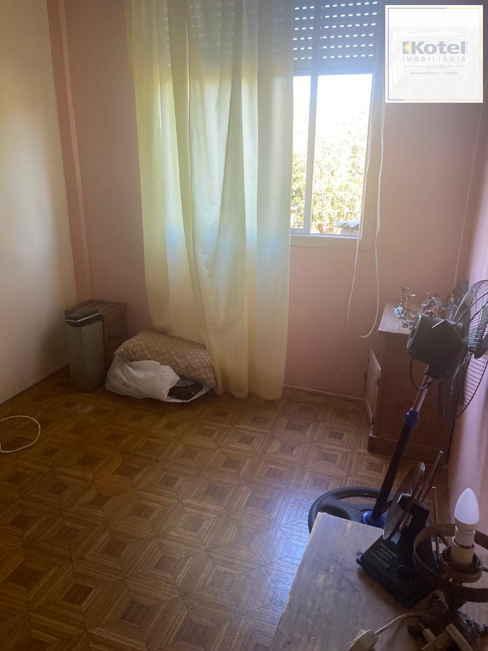 Apartamento com 02 dormitórios, Bairro Camaquã, Porto Alegre/RS — foto 2