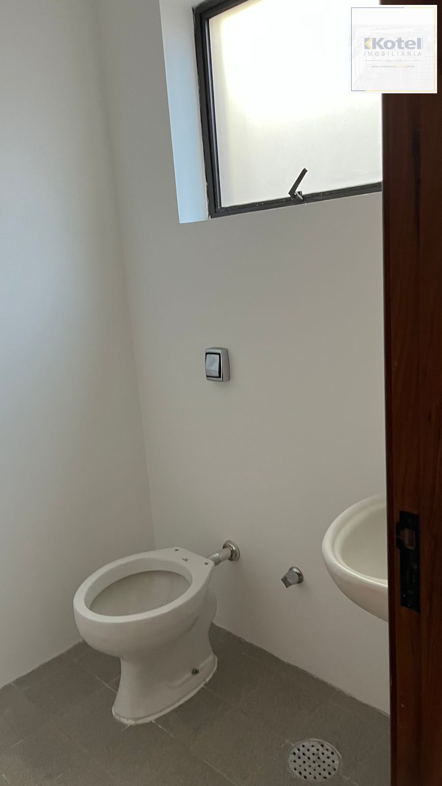Escritório para venda com 30m², Bairro Rio Branco, Porto Alegre/RS