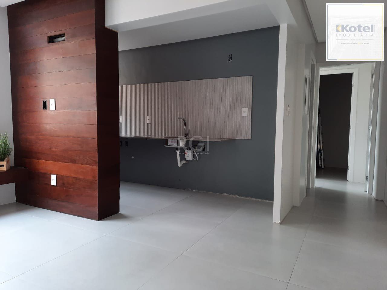 Apartamento para Venda - 43.76m², 1 dormitório, sendo 1 suites, 1 vaga - Boa Vista