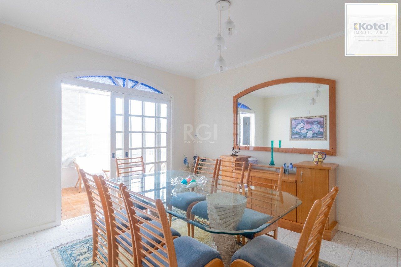 Casa para Venda - 250m², 3 dormitórios, sendo 2 suites, Partenon — foto 4