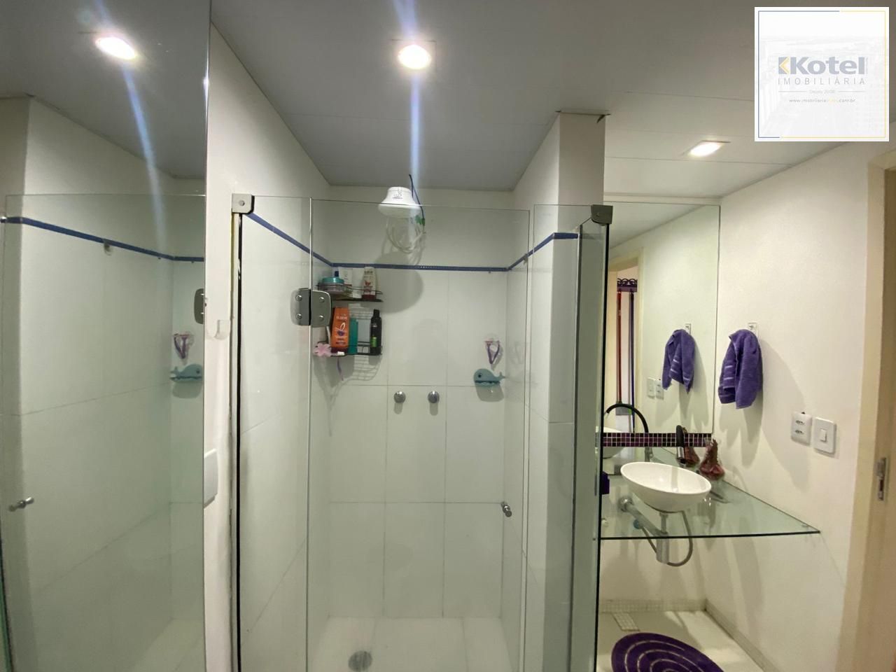 Apartamento Mobiliado a venda / Avenida Independência / 2 Dormitórios — foto 2