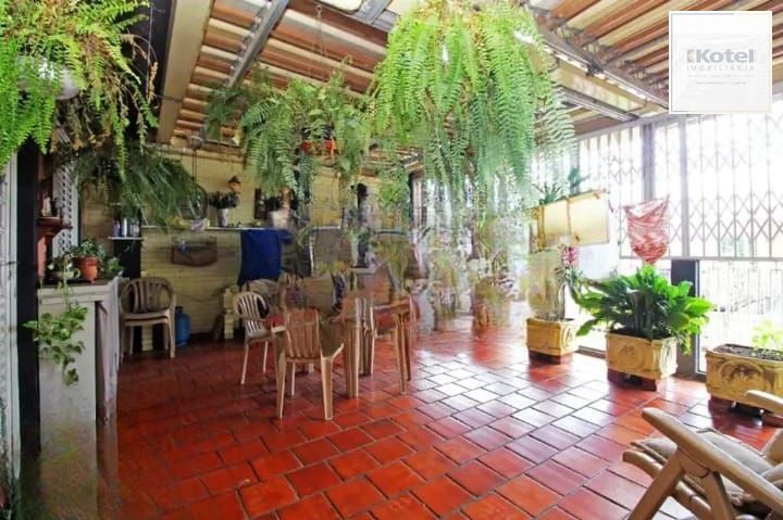 Casa a venda 3 dormitórios / Jardim Sabará