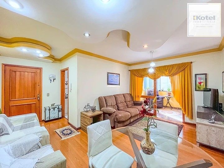 Apartamento/Elevador/2 Dorm/Sacada/Churrasqueira/Vaga Coberta/ semi-mobiliado/Jardim Itu Sabara/
