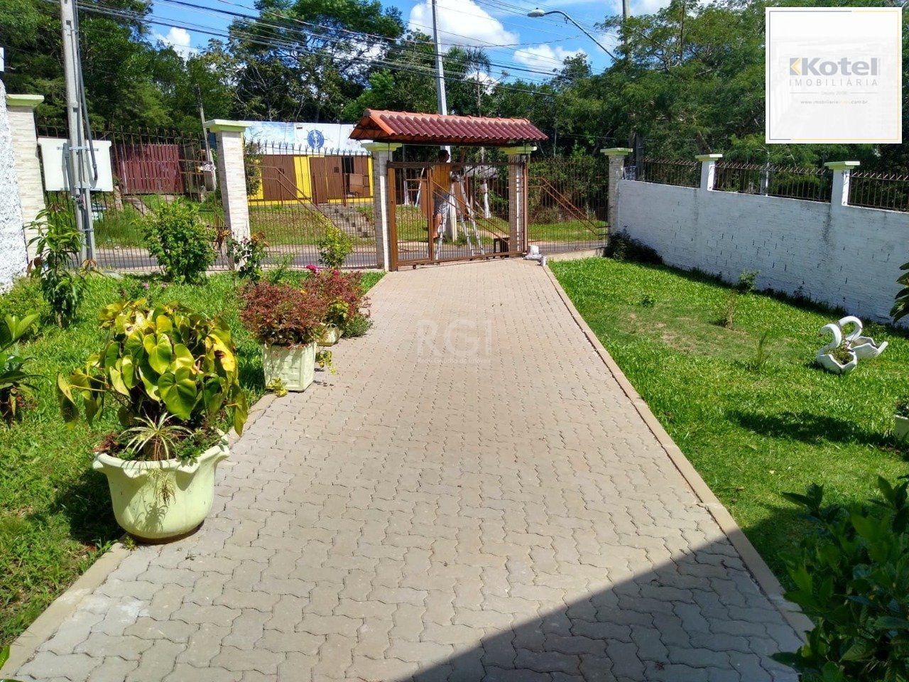 Casa para Venda - 260m², 3 dormitórios, 2 vagas - Belém Velho — foto 2