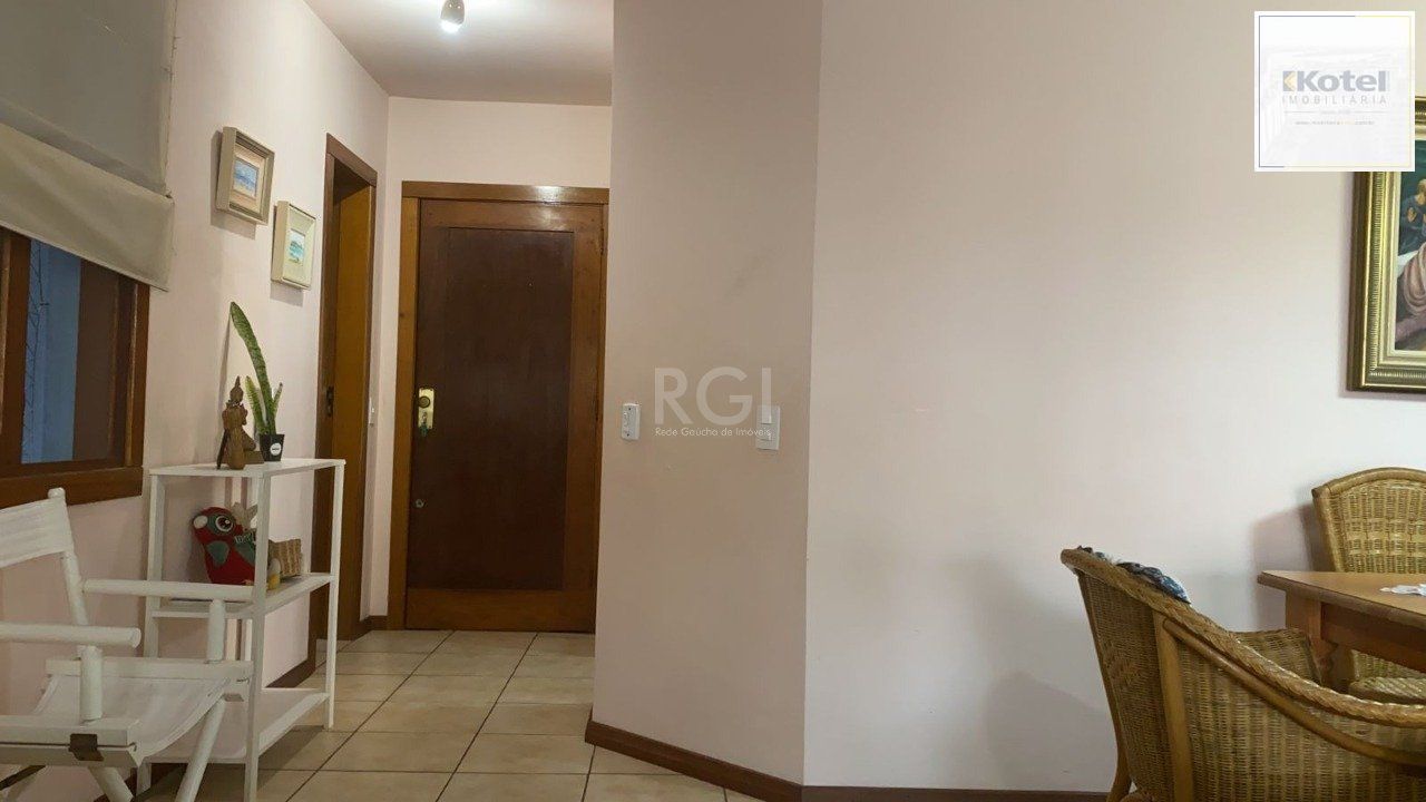 Apartamento para Venda - 123m², 2 dormitórios, sendo 1 suites, 1 vaga - Centro
