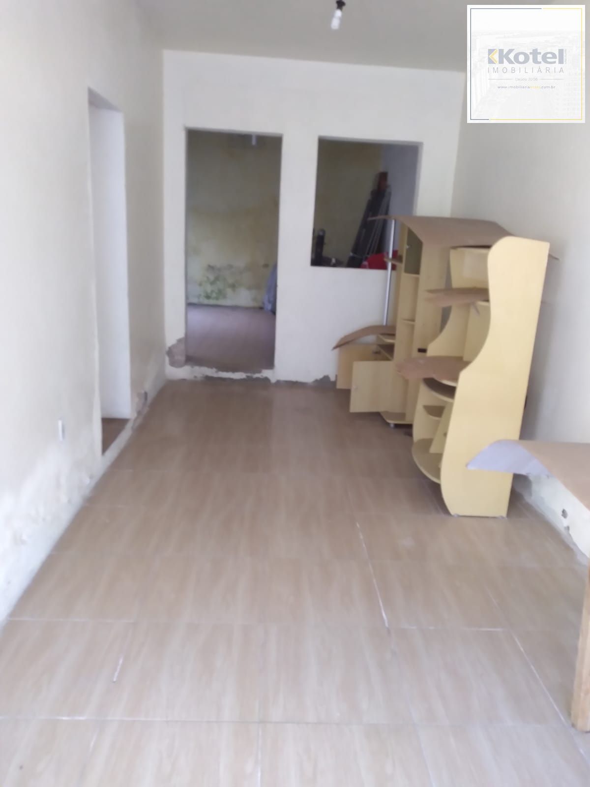 Casa com 2 dorm.  de  alvenaria em região arborizanada.
