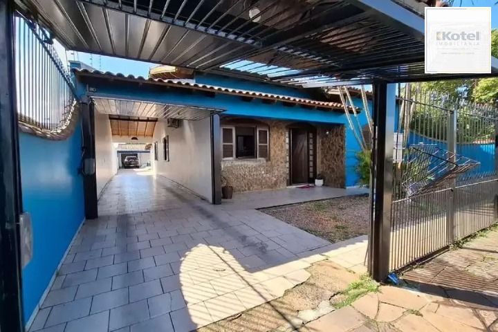 CASA A VENDA NO BAIRRO HARMONIA EM CANOAS COM 4 QUARTOS / 1 SUITE / 3 BANHEIROS / 6 VAGAS