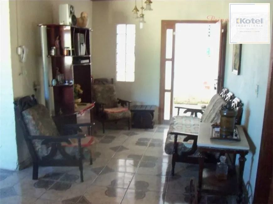 Casa a venda no bairro Ponta Grossa com 3 quartos / 1 suite / 2 banheiros / 2 vagas — foto 4