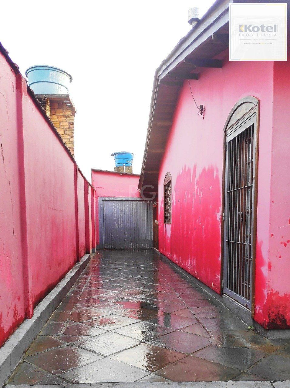Casa para Venda - 138.87m², 3 dormitórios, sendo 1 suites, 4 vagas - Nova Cachoeirinha