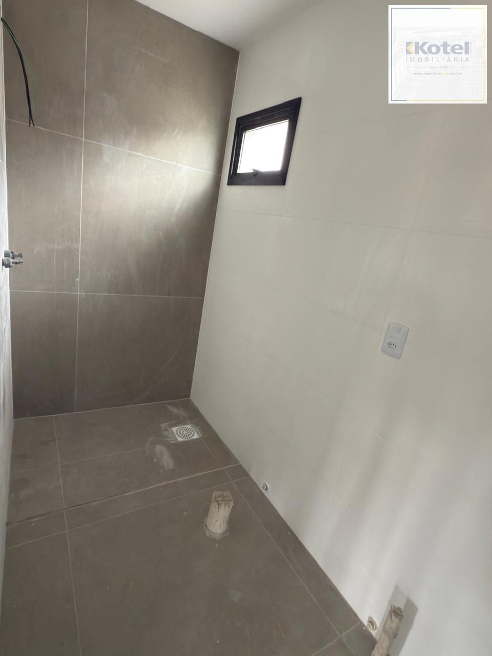 Apartamento a venda / 3 Dormitórios