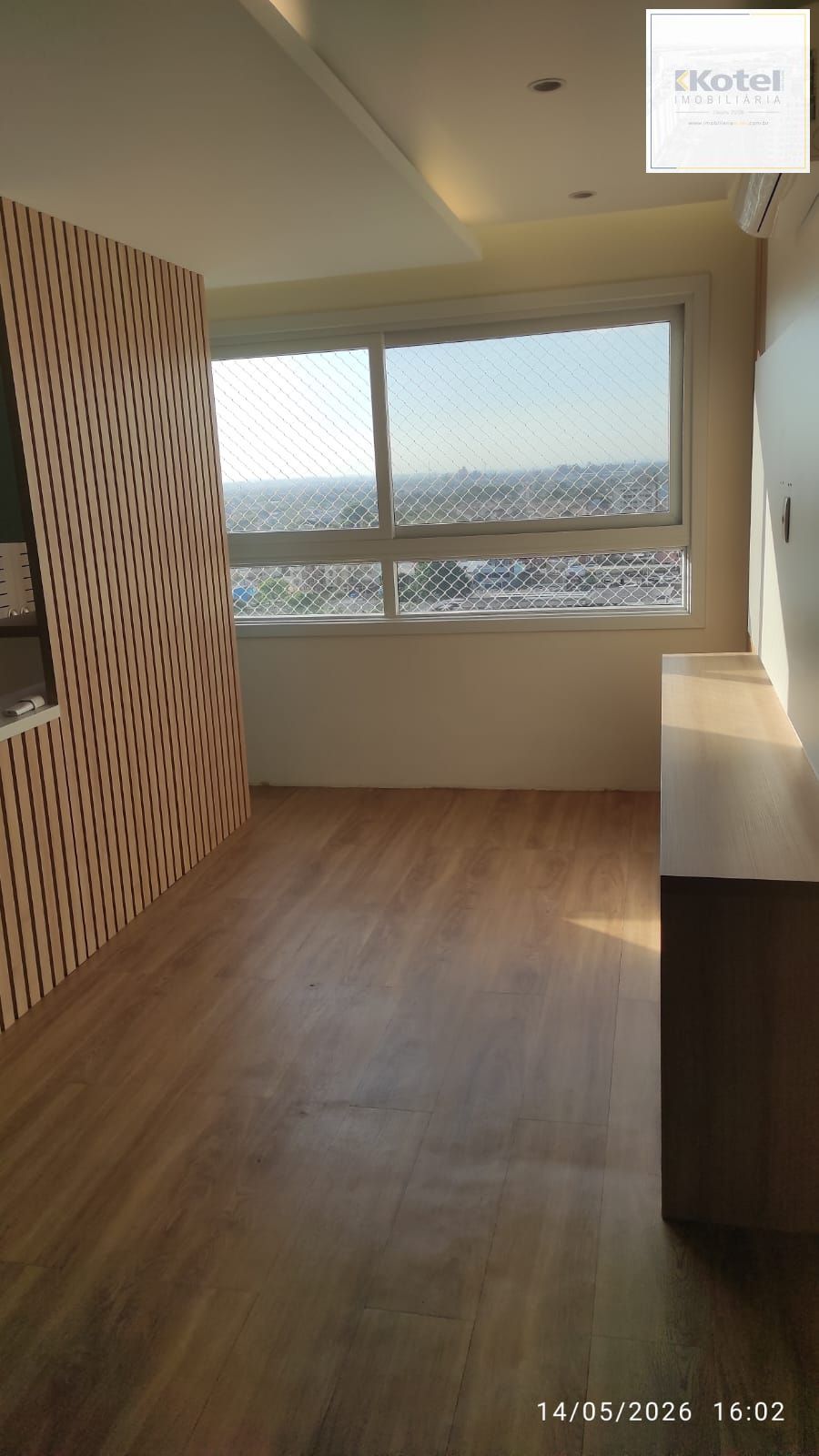 Apartamento a venda / Proximo ao Forúm / 2 Dorm.