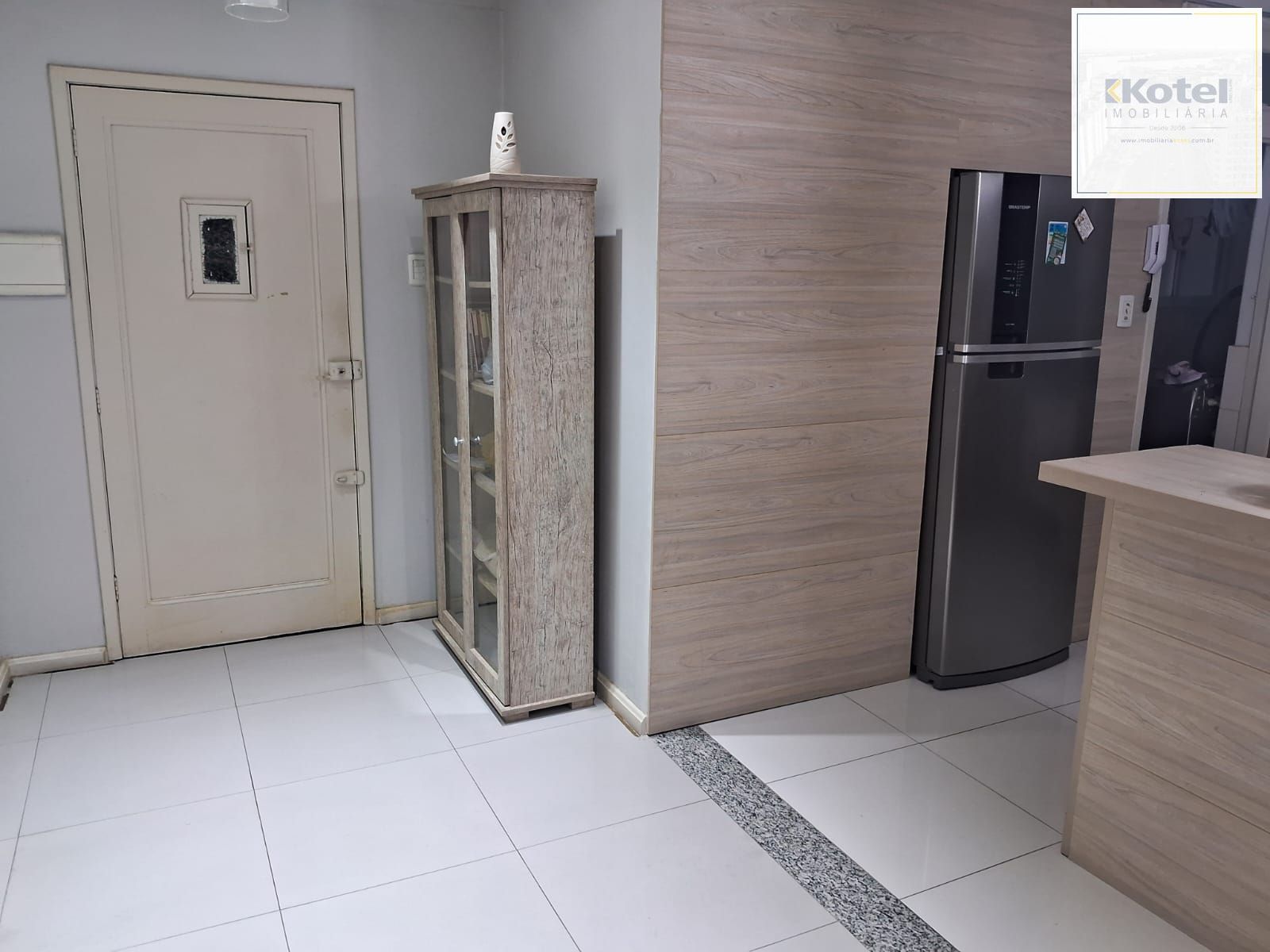 Apartamento 3 dormitórios, 90m² e elevador na Av. Franklin Roosevelt — foto 3