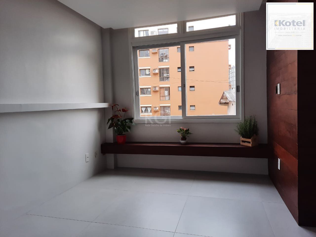 Apartamento para Venda - 43.76m², 1 dormitório, sendo 1 suites, 1 vaga - Boa Vista