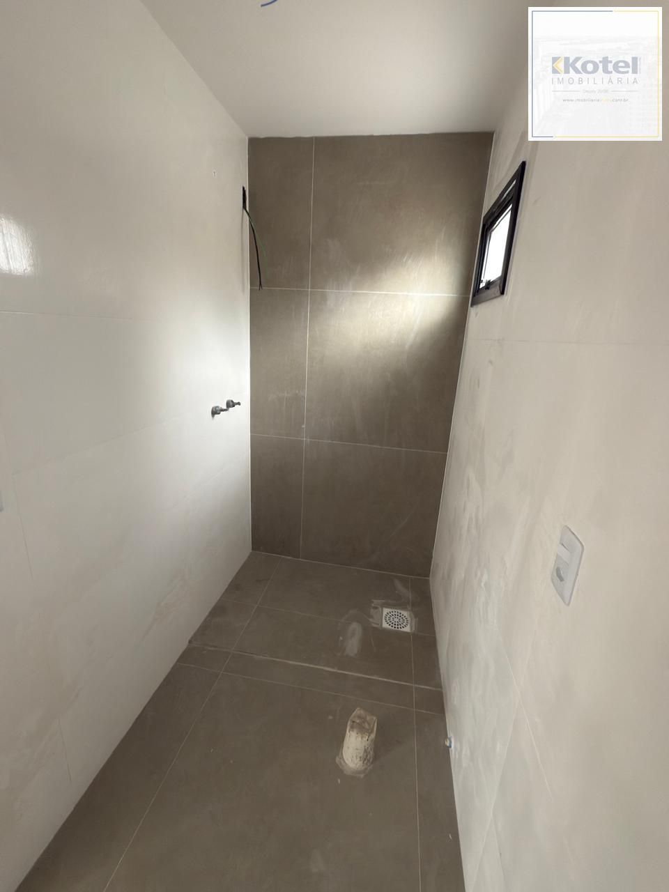 Apartamento a venda / 3 Dormitórios