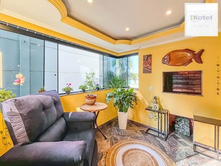 Apartamento/Elevador/2 Dorm/Sacada/Churrasqueira/Vaga Coberta/ semi-mobiliado/Jardim Itu Sabara/