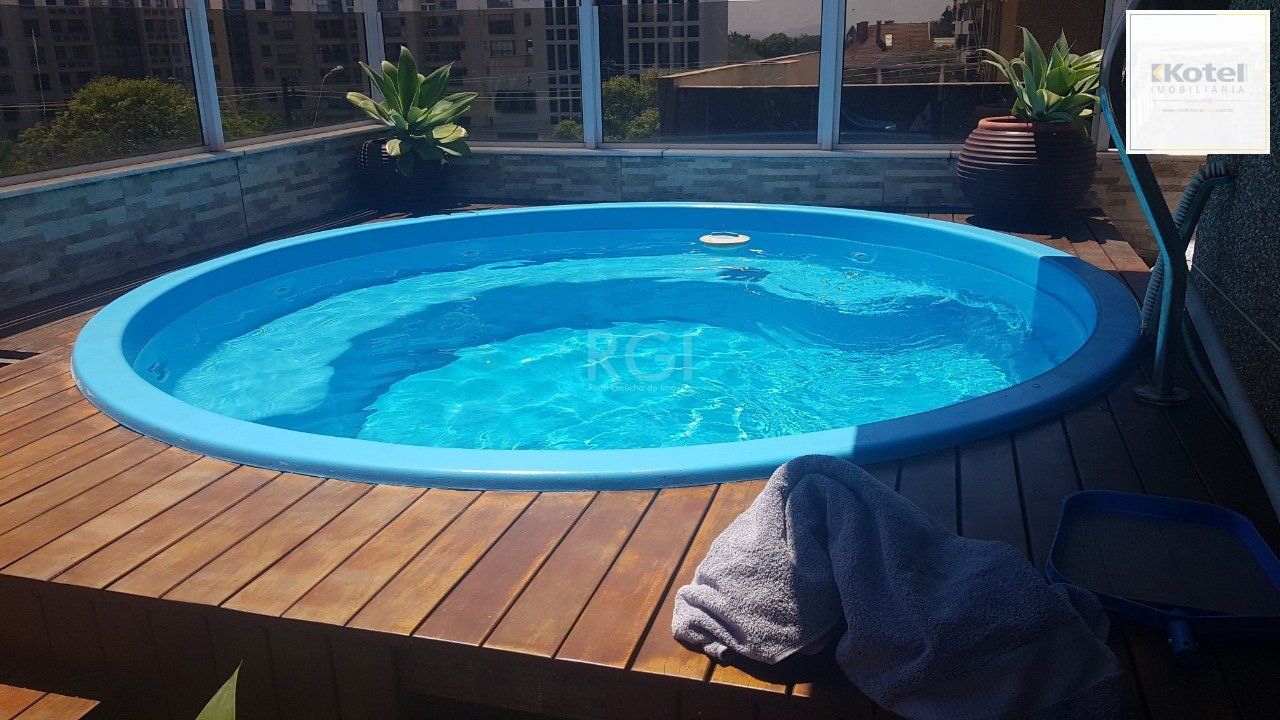 Cobertura para Venda - 296m², 3 dormitórios, sendo 1 suites, 3 vagas - Petrópolis — foto 4
