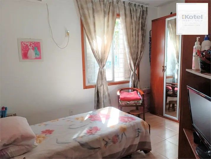 Apartamento a venda no Bairro Menino Deus / 3 Dormitórios
