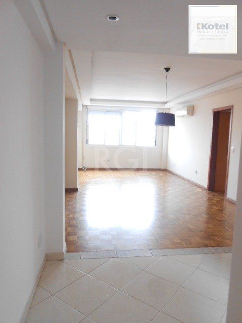 Apartamento para Venda - 104.44m², 3 dormitórios, sendo 1 suites, 1 vaga - Centro Histórico