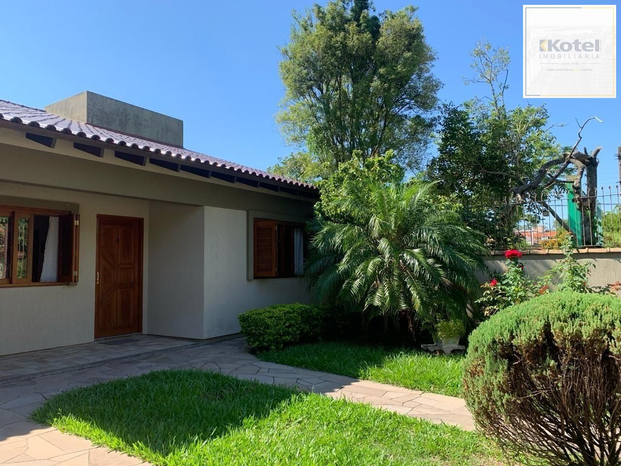 Casa com 3 quartos, 1 suíte, 3 vagas e 182m² para vender por R$ 890.000 — foto 2