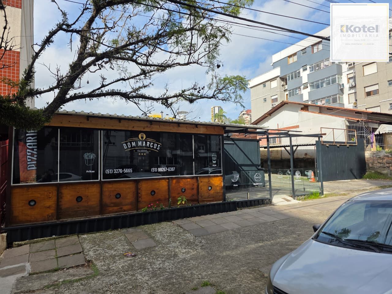 AMPLO TERRENO PLANO NO BAIRRO MENINO DEUS — foto 3