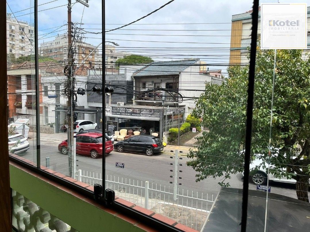 Apto a venda Rio Branco  2 Dormitórios / Proximo ao Hospital de Clinicas