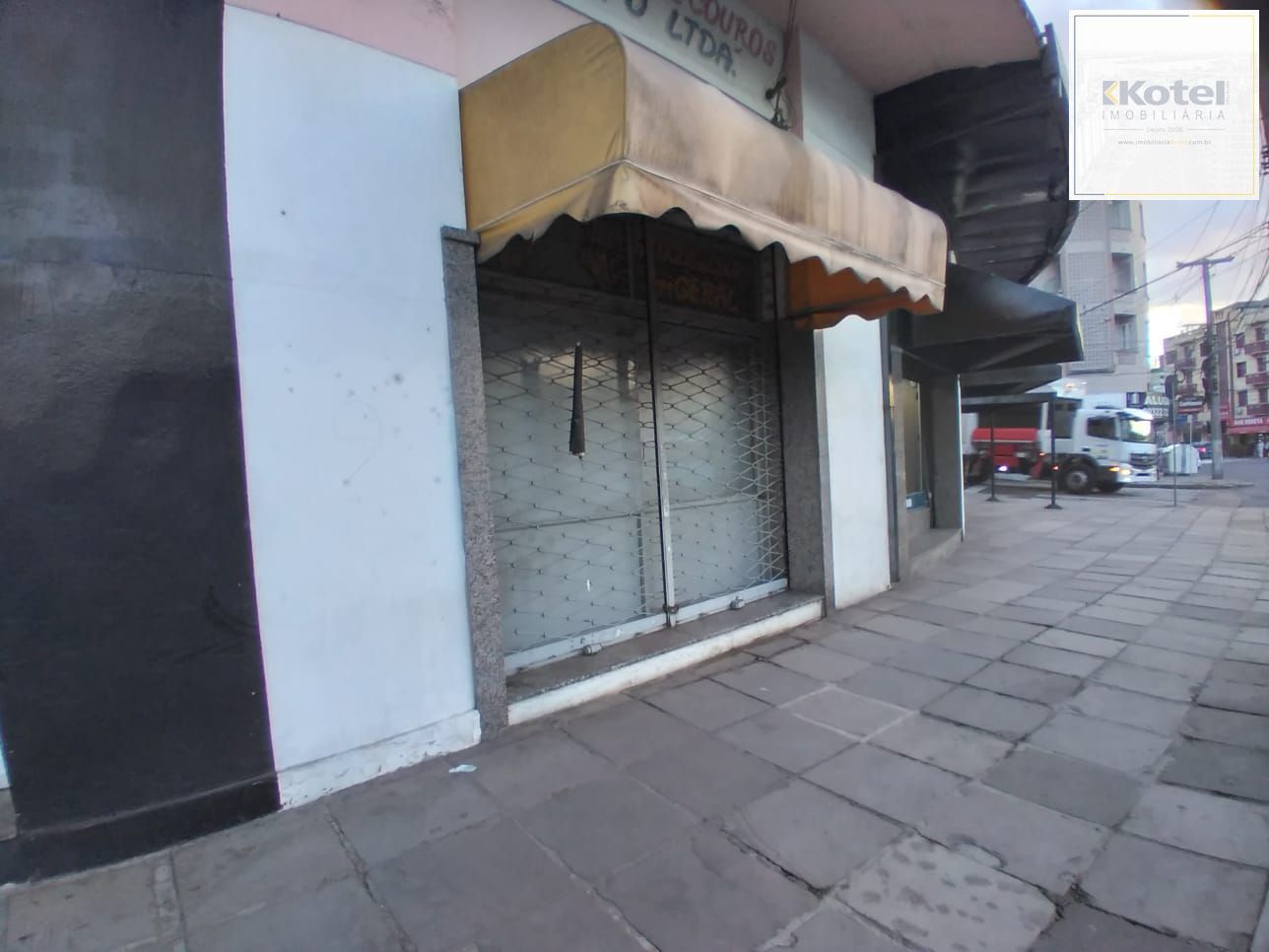 Loja Comercial com Histórico.