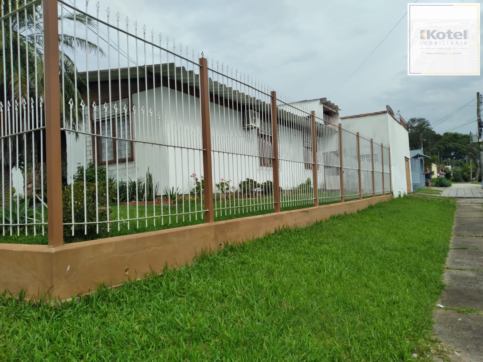 Casa de esquina 4 Dormitórios (2 suítes) no Jardim Leopoldina! — foto 2