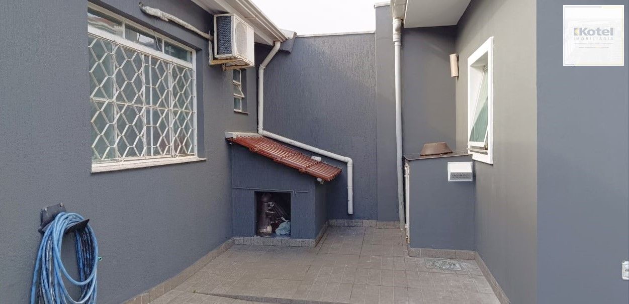 Sobrado 233m² 05 dormitórios, 04 vagas, no Bairro Moinhos de Vento em Canoas