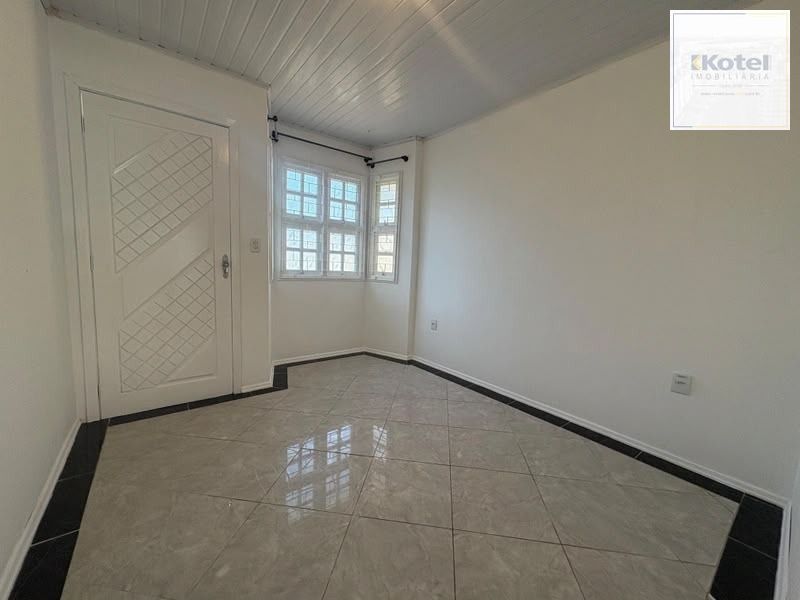 Casa a venda com 2 quartos no bairro Mont Serrat