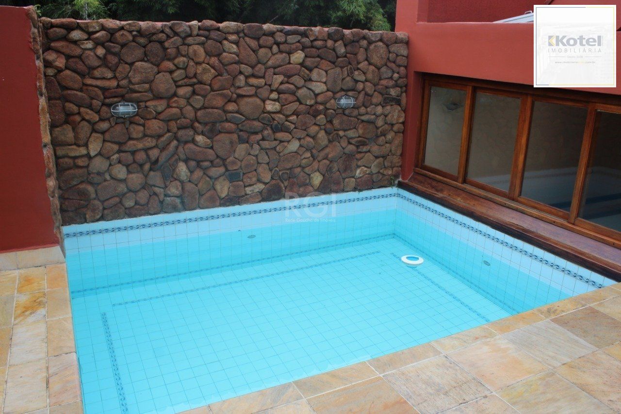 Casa Condominio para Venda - 379.23m², 4 dormitórios, sendo 1 suites, 2 vagas - Menino Deus — foto 3