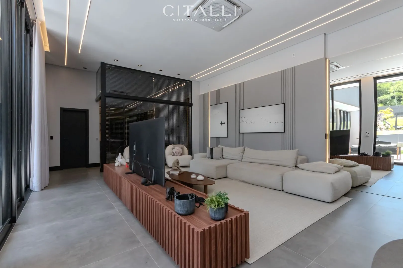 Casa no Condomínio Chácara Flora em Itapema com 588 m² - Foto 2