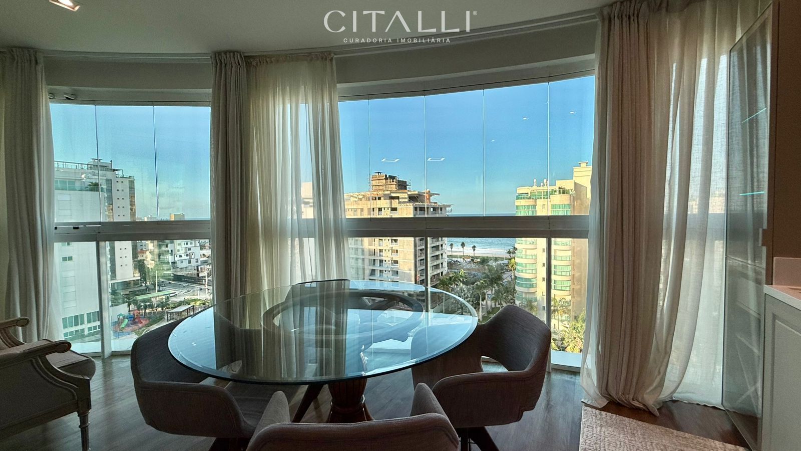 Apartamento no Edifício Brava Beach Reserva Aroeira na Praia Brava em Itajaí com 160m² - Foto 1