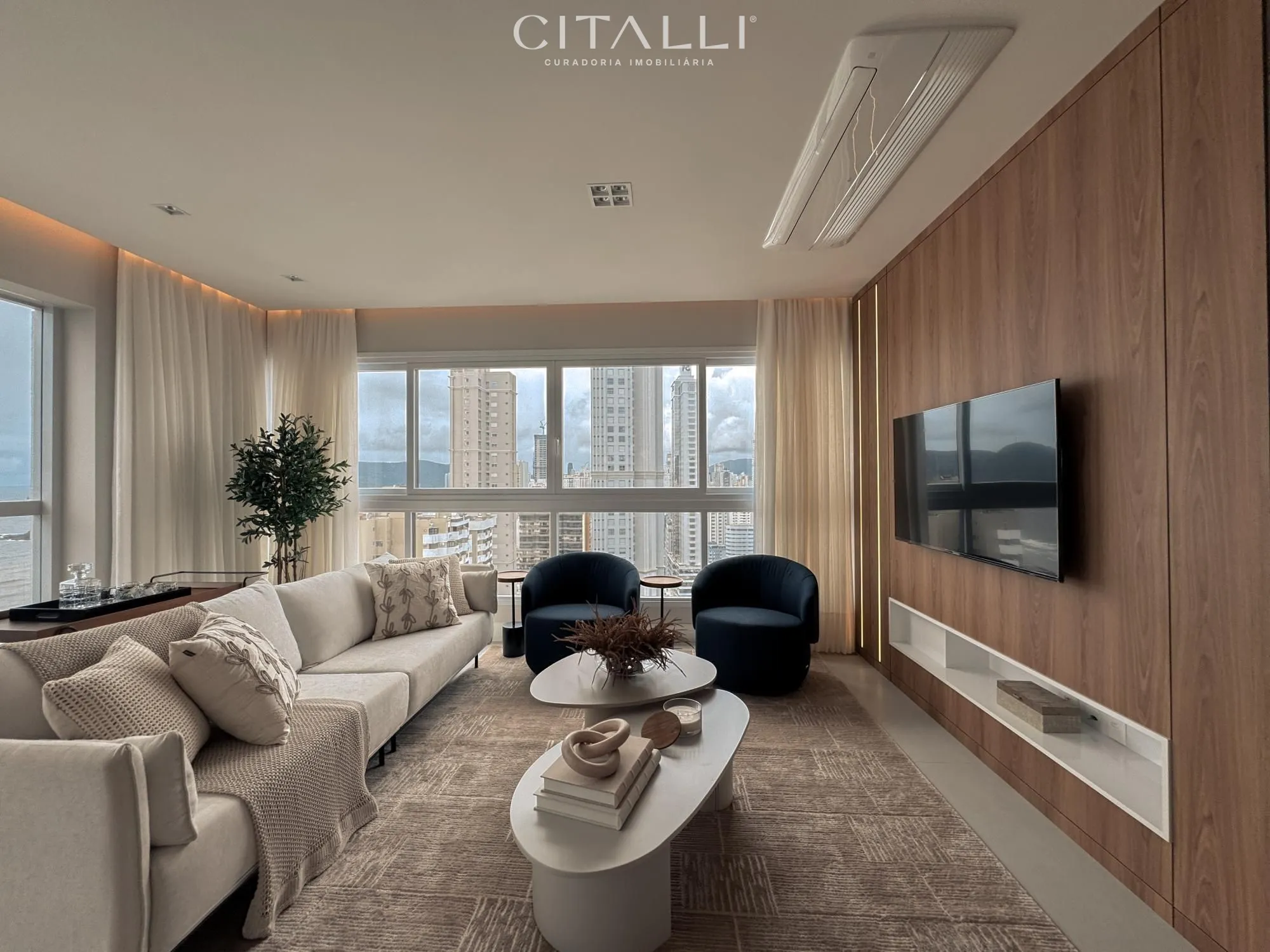ALTO PADRÃO – CYANO MARE RESIDENCE – BALNEÁRIO CAMBORIÚ - Foto 1