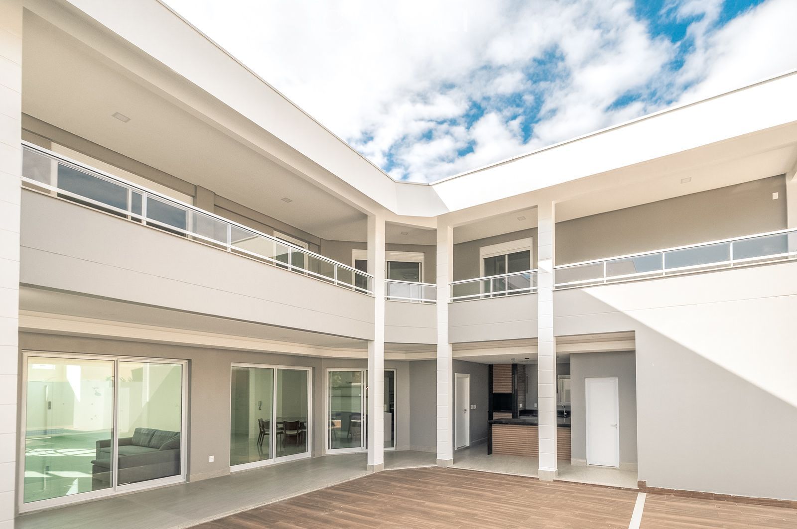 Casa no Condomínio Haras Rio do Ouro em Balneário Camboriú com 400 m² - Foto 4