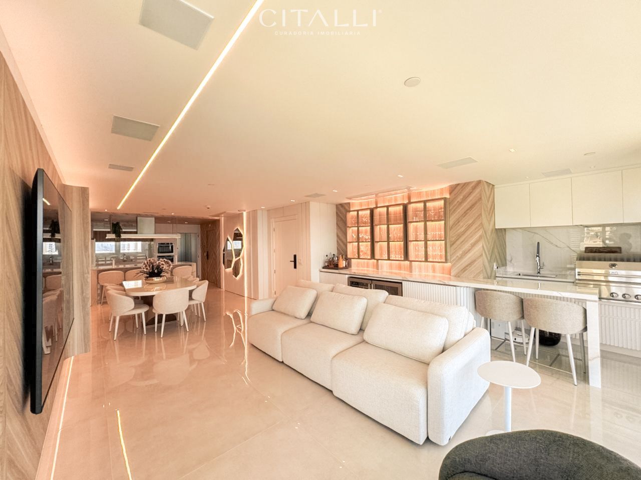 Apartamento no Edifício One Tower em Balneário Camboriú com 194,24 m² - Foto 4