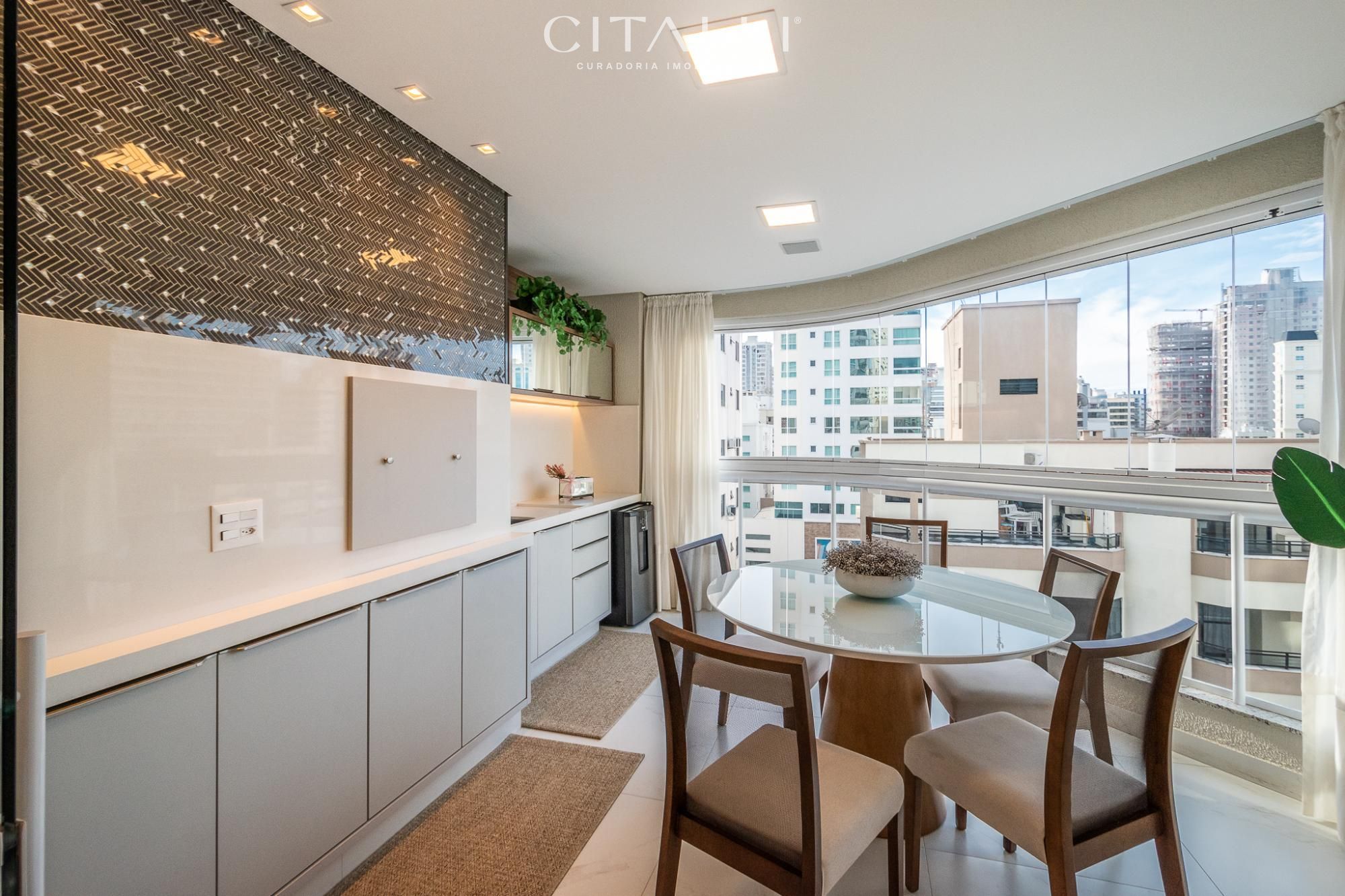 Apartamento Toulon Palace em Meia praia Itapema. - Foto 1